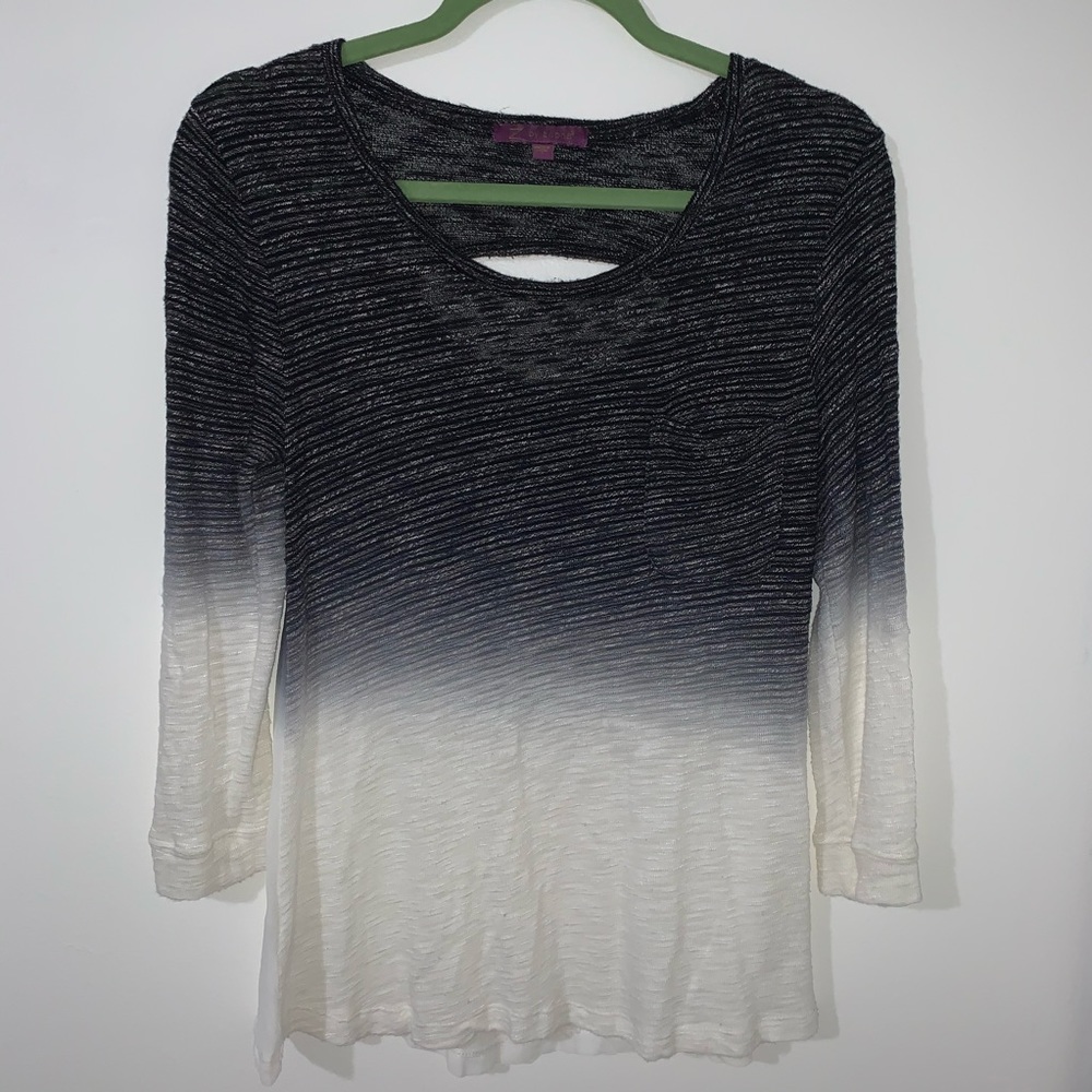 Ombré T-shirt w/ Cut Out on Back